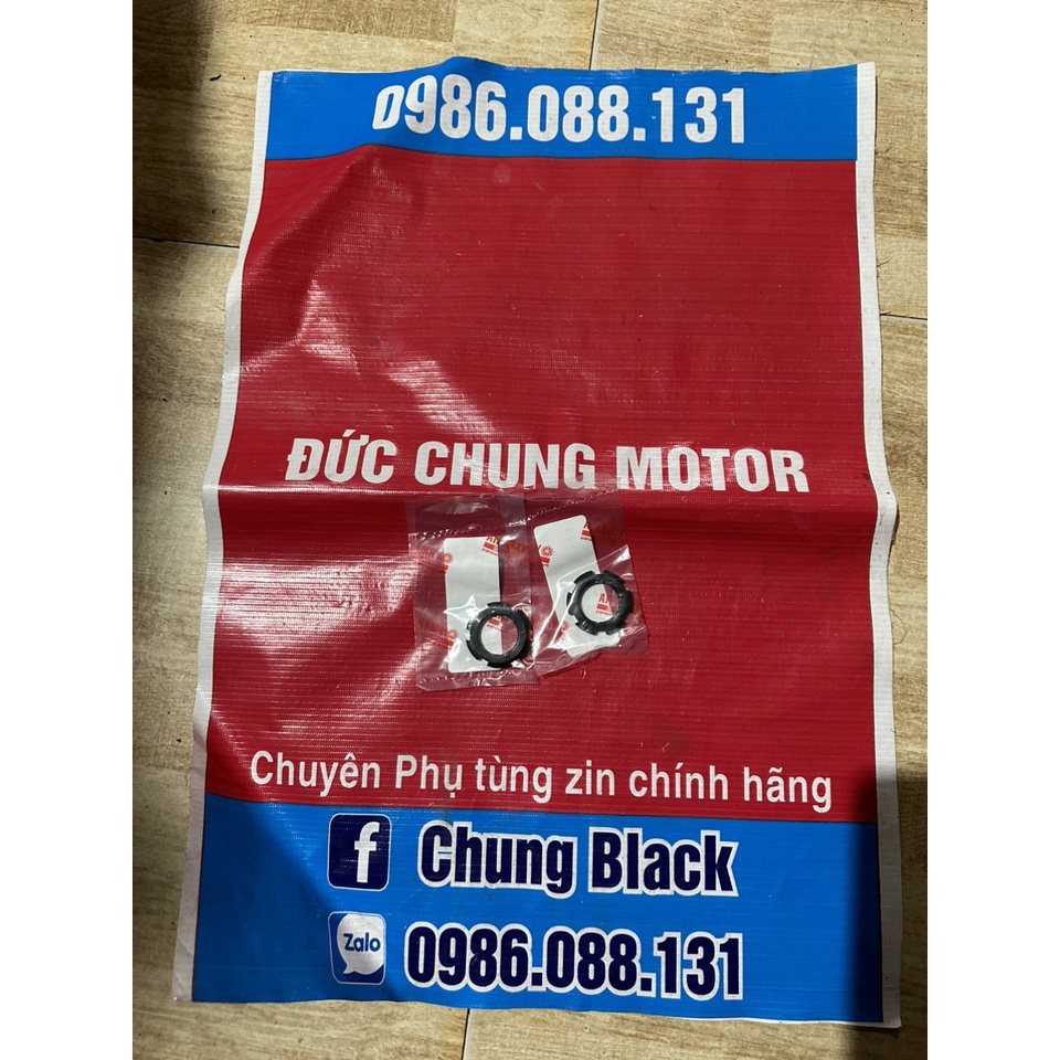 Bộ 2 ốc cổ phốt R15V3,tfx,FZ... zin chính hãng yamaha