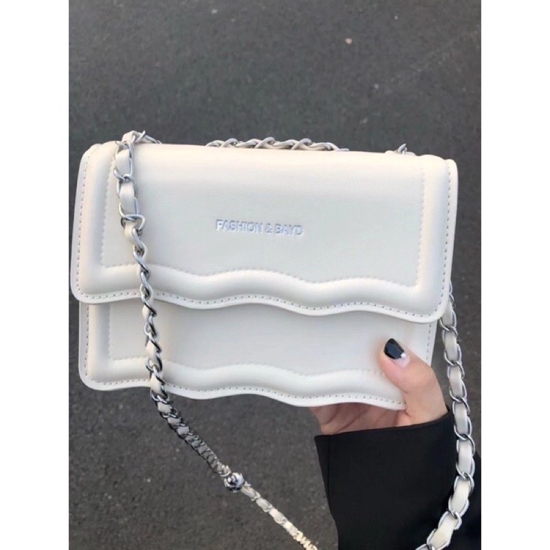 Túi đeo chéo hàng quảng châu  ulzzang ,2 màu trắng đen