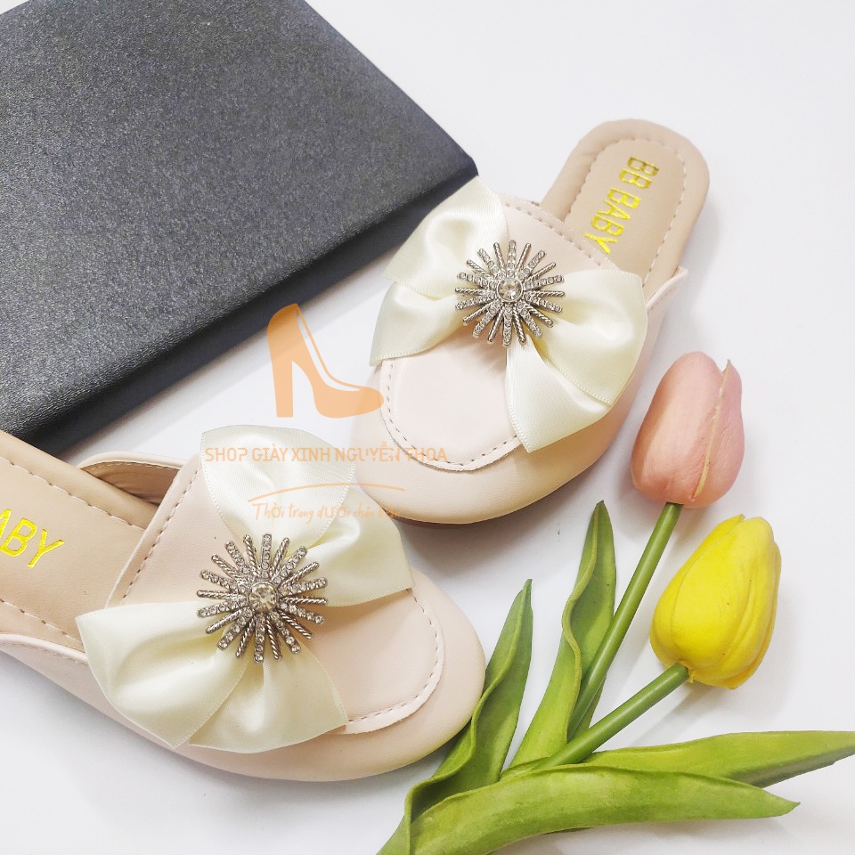 Giày Sục nơ hoa mặt trời