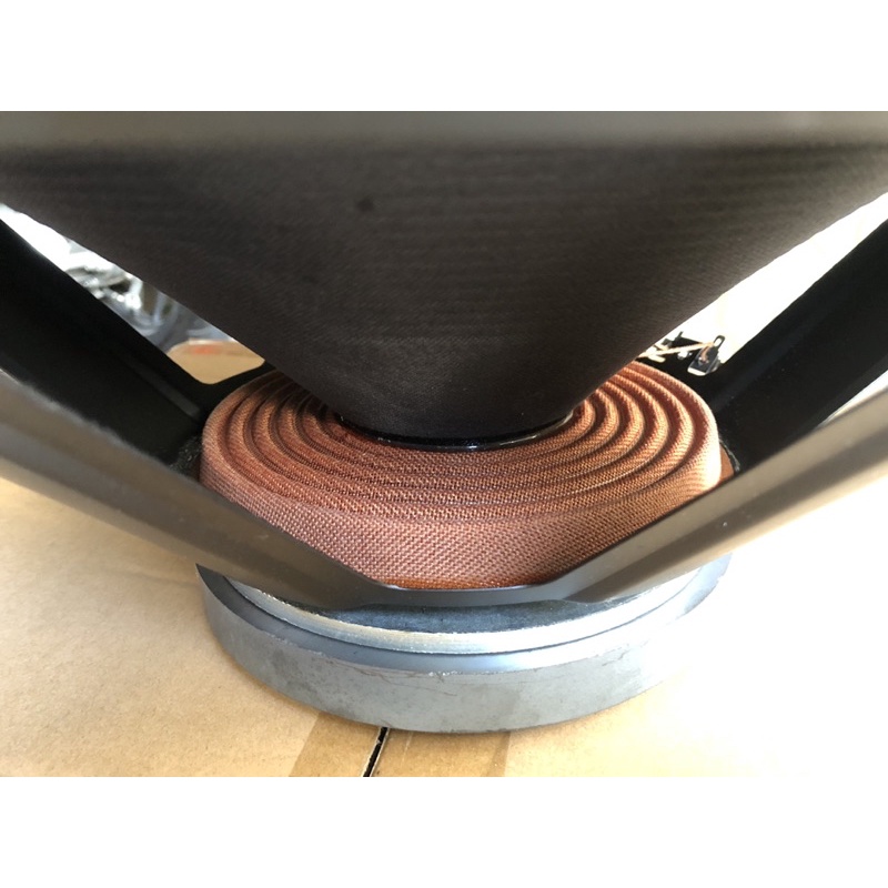 CỦ BASS 50CM TỪ 190 COIL 75 CÔNG SUẤT 600-900W