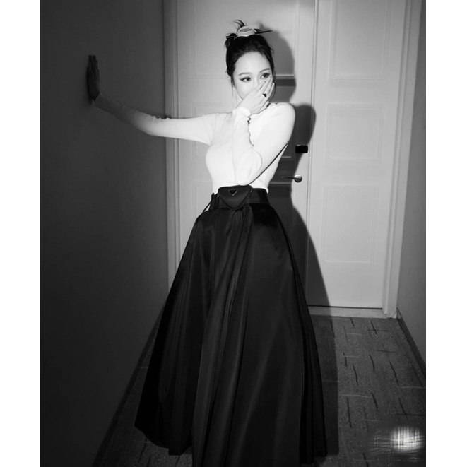 Chân váy bút chì pra kèm túi