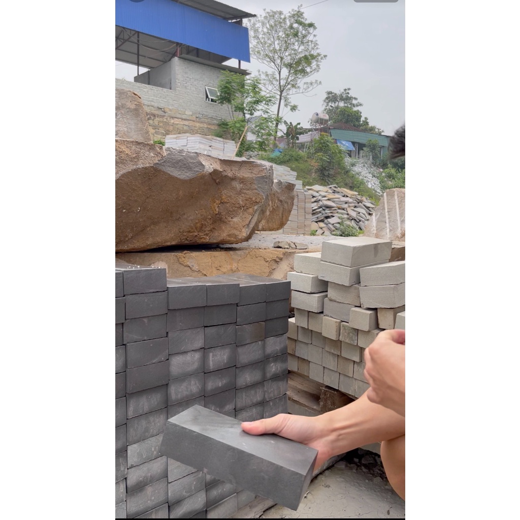 ĐÁ MÀI DAO 50k 50k 50k/ 1 VIÊN MUA COMBO 2 VIÊN ĐÁ MÀI DAO KÉO 21 x 9 x 5.5 ) cm ĐÁ TỰ NHIÊN 100%  1 MÀI PHÁ 1 MÀI MỊN