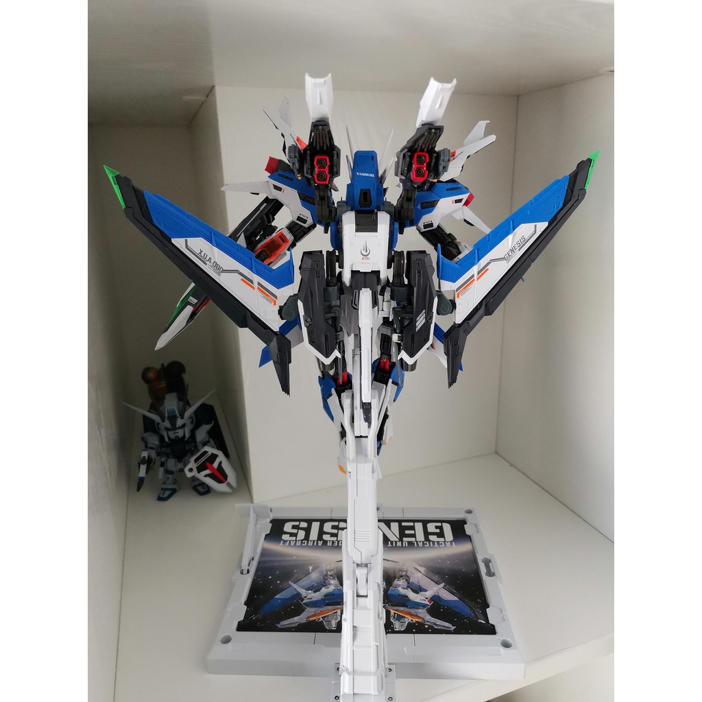 Mô hình Infinite Dimension 1/100 Genesis Mecha Model Kit Bản Đặc Biệt