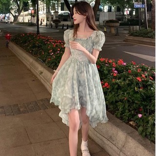 Váy đầm cổ vuông tay ngắn hoa xanh đuôi cá phong cách Hàn Quốc