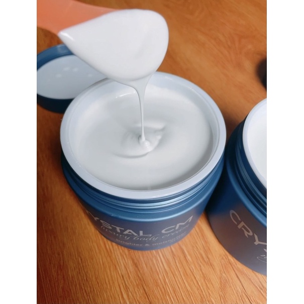 (TẶNG 2 TẮM TRẮNG)KEM DƯỠNG TRẮNG DA BODY CRYSTAL CAO CẤP(kem ngày)