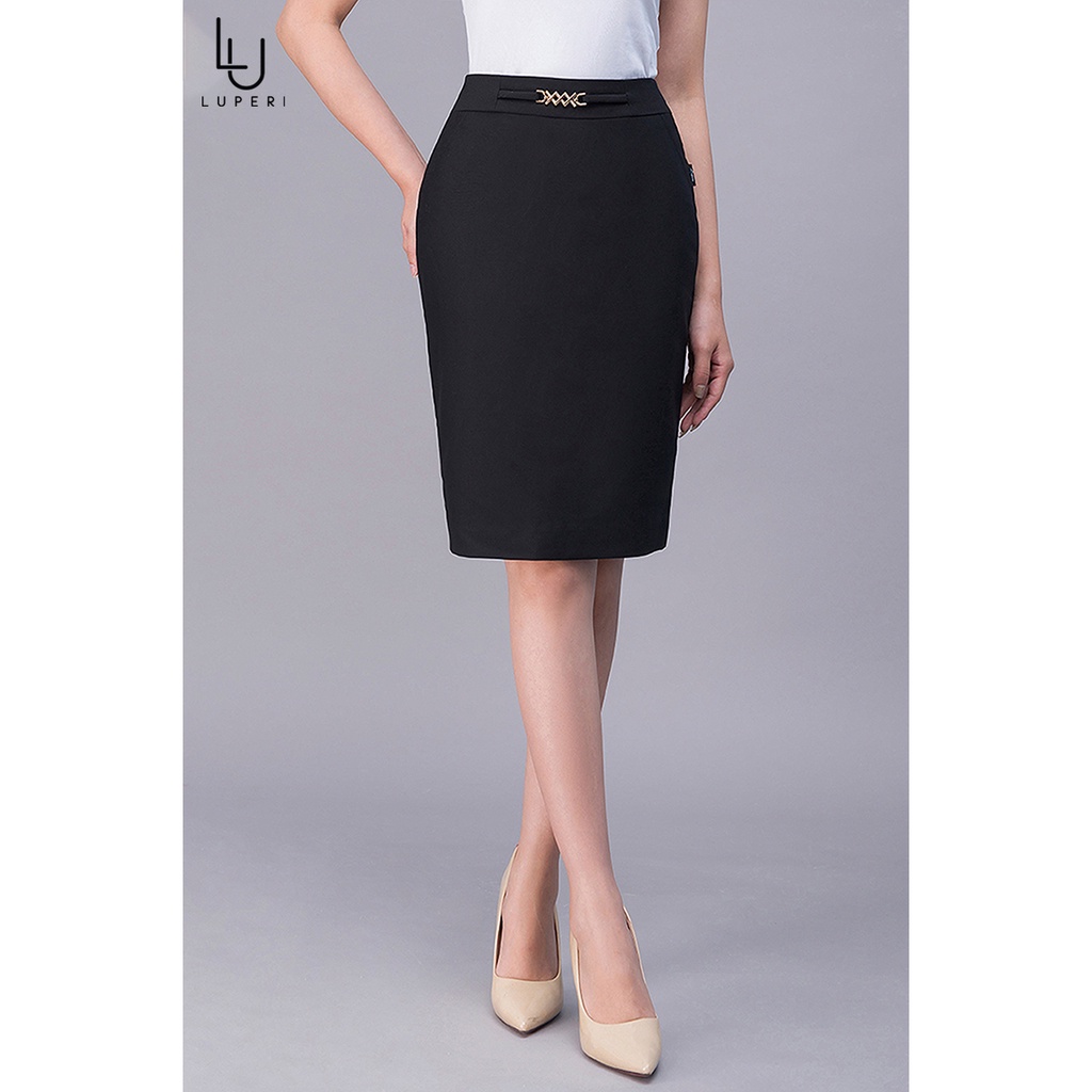 Chân Váy Công Sở Dáng Bút Chì Phối Phụ Kiện LUPERI LFCV5115 Đẳng Cấp, Quý Phái