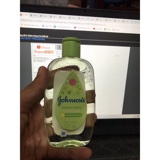 Nước hoa em bé  Johnson Baby 125ml