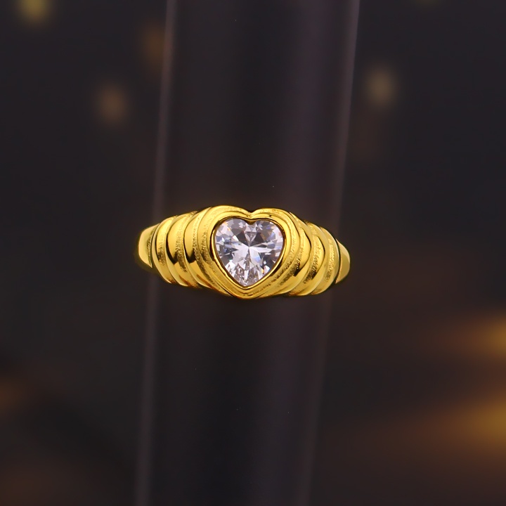 Nhẫn titan ko đEn siêu xinh NT101