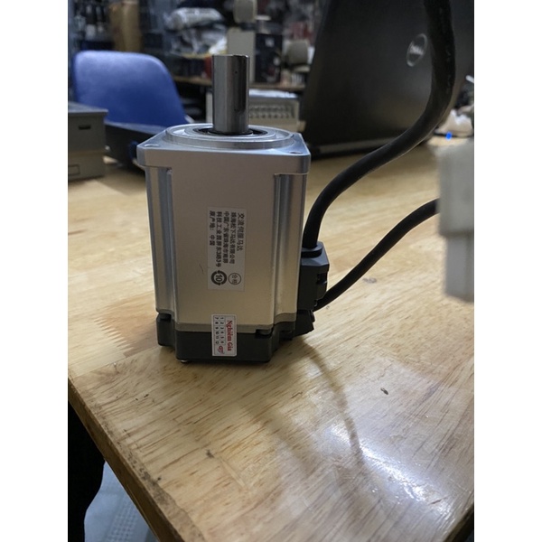 Motor Sevor AC MHMF042L1C2M