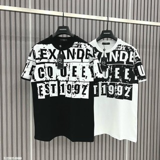 Áo thun 1992 chất liệu cotton dày mịn, được lựa chọn kĩ lưỡng .