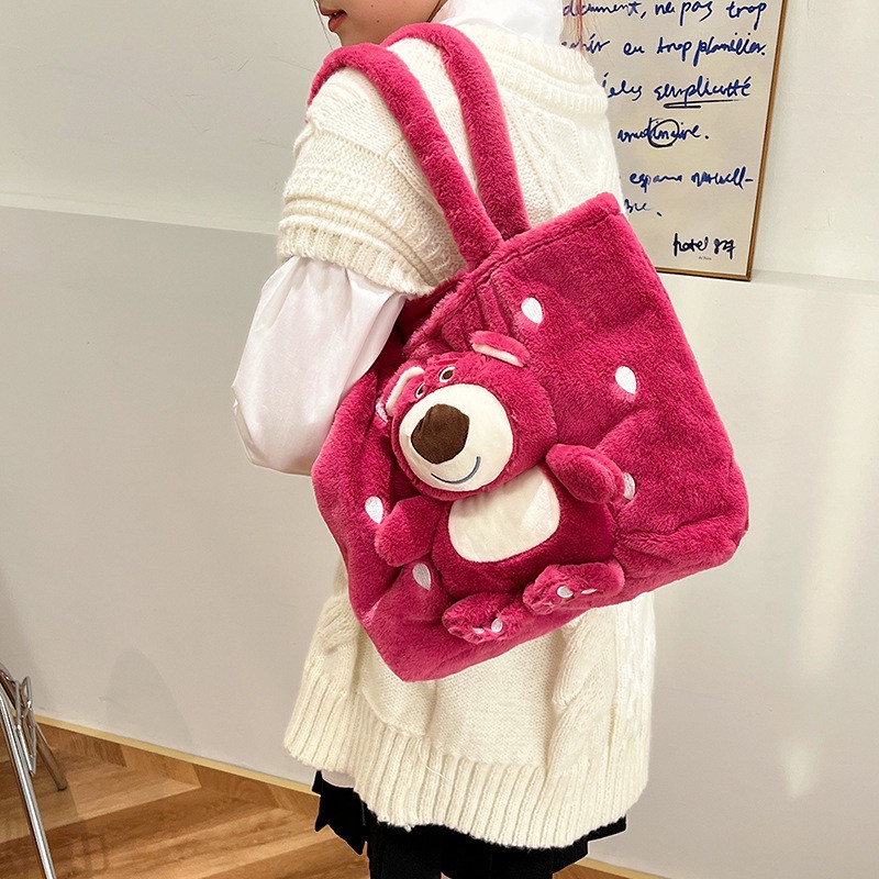 Túi tote Gấu Dâu nhồi bông khóa bấm dễ thương, Túi xách đeo vai nữ Gấu Lotso trendy _ Ting Ting