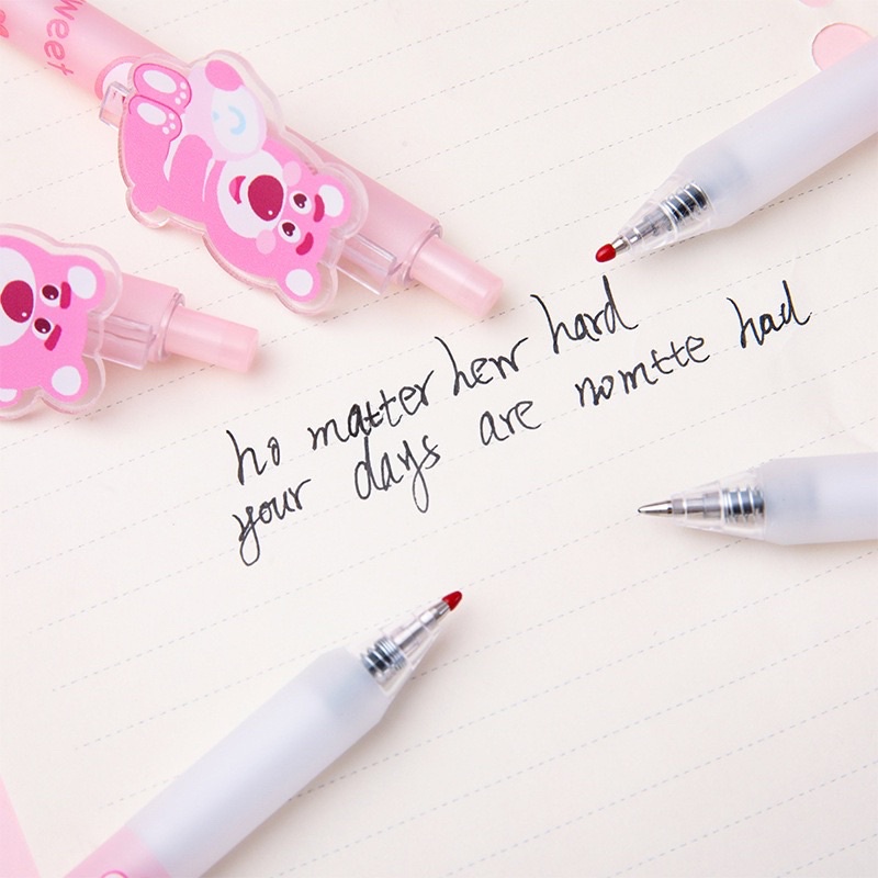Viết mực dễ thương hình gấu dâu Lotso Hồng Nhạt cho học sinh, sunh viên - Bút mực gel màu đen Gấu hồng Losto ngòi 0.5mm
