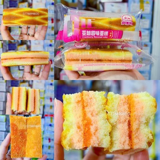 1 cái bánh bông lan dài đôi cherry tuokang