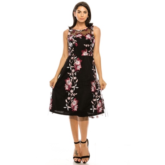 Đầm thêu hoa SD collection