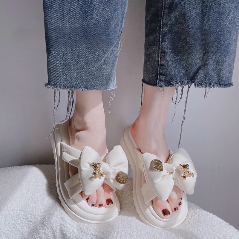 Dép bánh mì nơ gấu siêu xinh