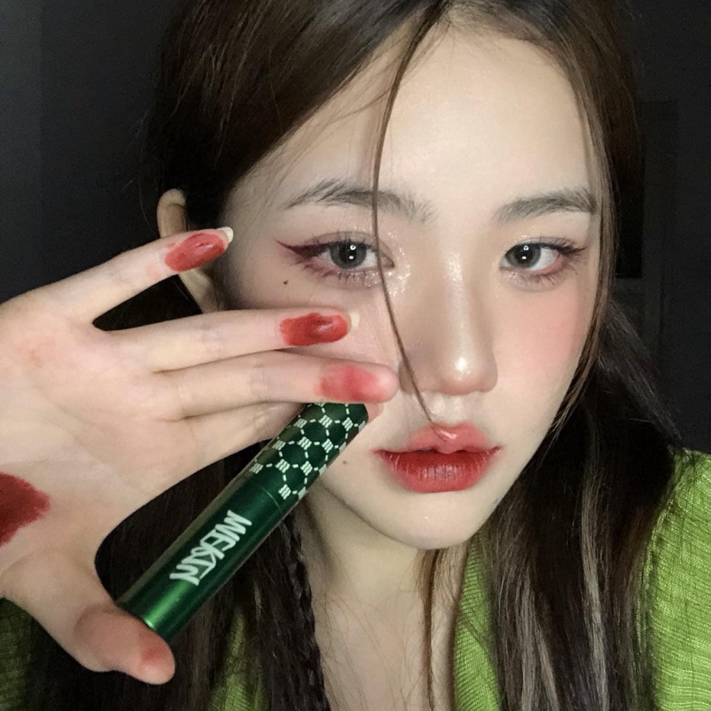 Son Kem Lì, Bền Màu, Lâu Trôi Merzy The First Velvet Tint V6 Xanh Lá Green Edition 4.5g