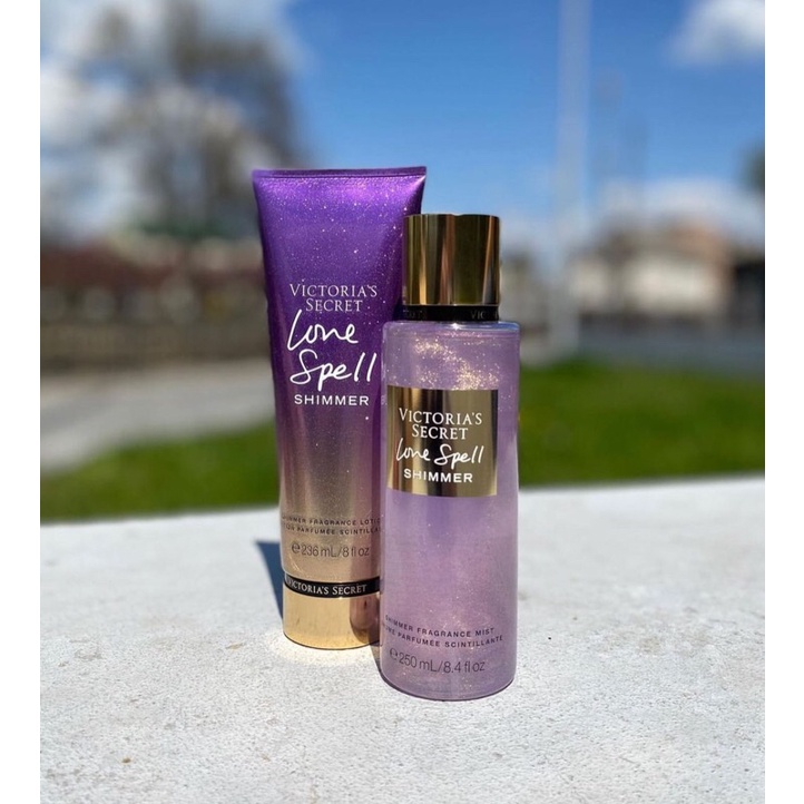 Xịt thơm toàn thân hương nước hoa có nhũ Victoria Secret Love Spell