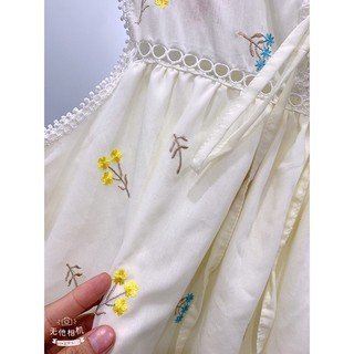 Đầm babydoll hoa thêu