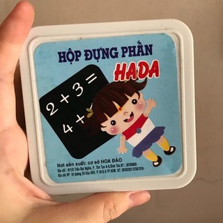 Hộp phấn kèm mút bôi bảng