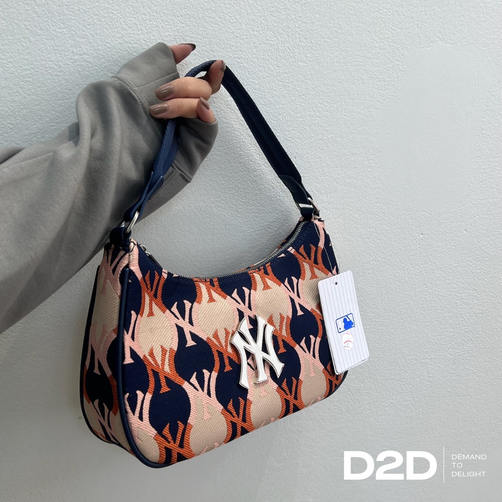 Túi MLB Argyle Monogram Strap Hobo Bag New York Yankees Kèm Dây Đeo Chéo