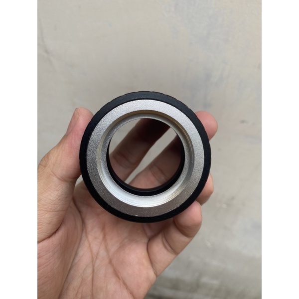 Ngàm chuyển M42-NEX dùng lens ngàm M42 trên máy máy ảnh Sony.