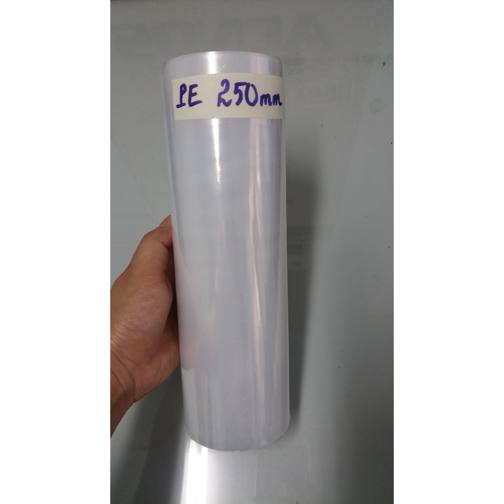 Màng PE đủ khổ 20cm,25m, 30cm,40cm quấn hàng hóa