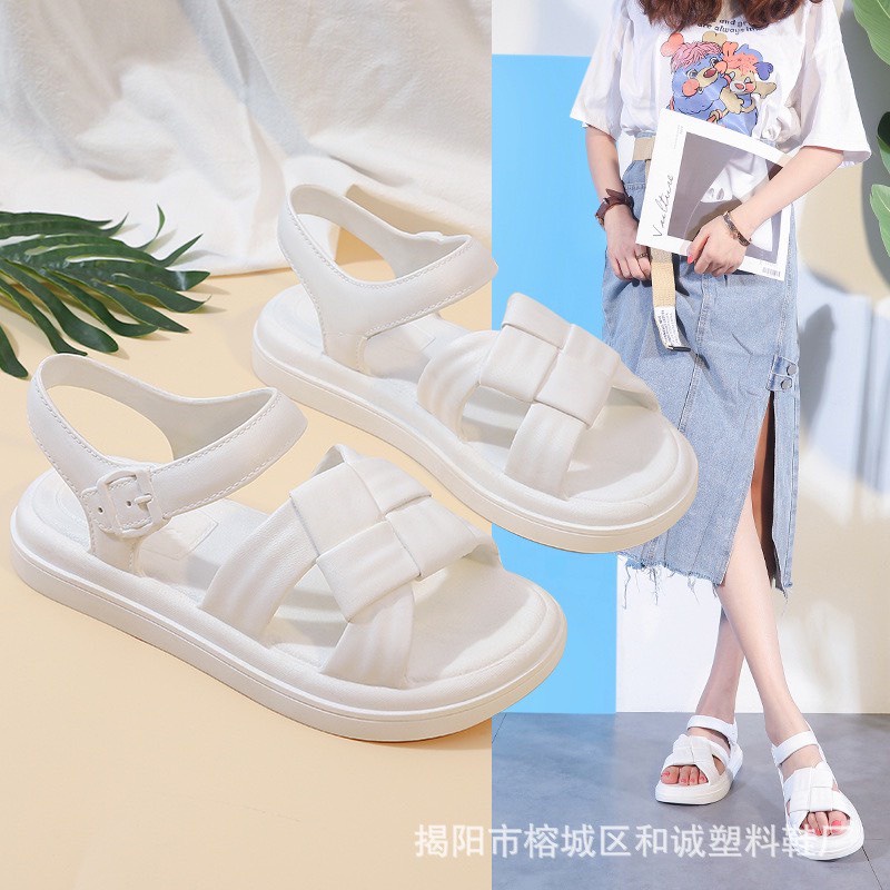 Dép nữ sandal đúc nguyên khối siêu bền ,không trơn trượt thích hợp đi chơi đi học mẫu mới năm nay