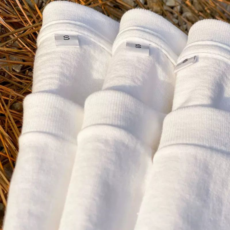 Áo thun Unisex Basictee phông trơn nam nữ tay ngắn form suông, chất cotton 💯 dày dặn, thoáng mát