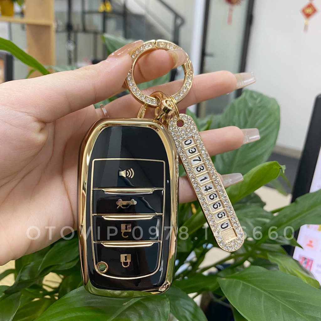 Ốp TPU bảo vệ chìa khóa cho xe TOYOTA dòng 4 nút lưng thẳng: Toyota Cross 2021,2022.. Ốp khóa bảo vệ chống xước khóa