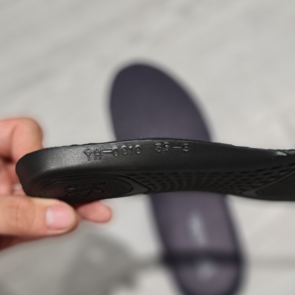 Lót giày A.di.das Yeezy