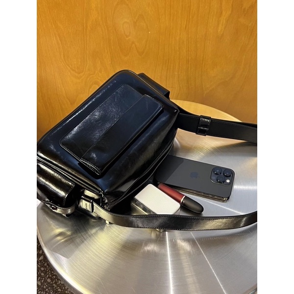 Túi xách da đeo chéo nữ