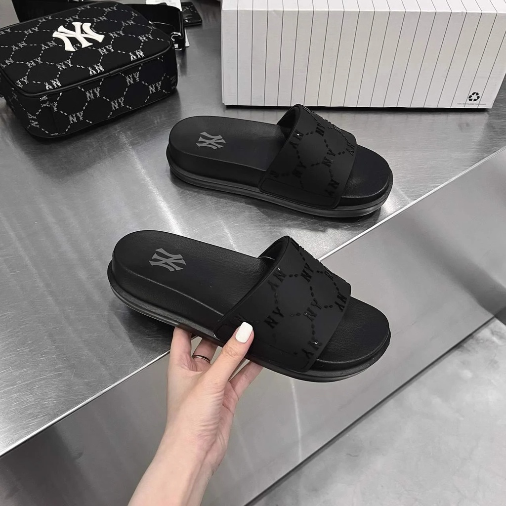 Dép MLB Mound Dia MONOGRAM - màu Đen - Code: 3ALPAC1-50BKS