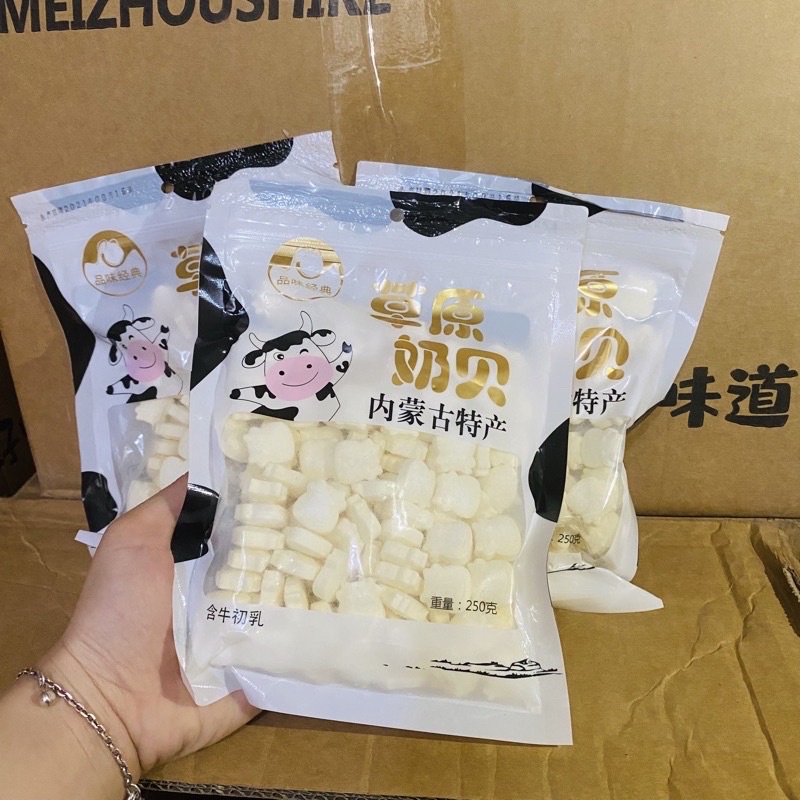 🐄🐄🐄 Kẹo Sữa Bò Non Mông cổ Viên Nén Gói 250gr  hsd 12/2023