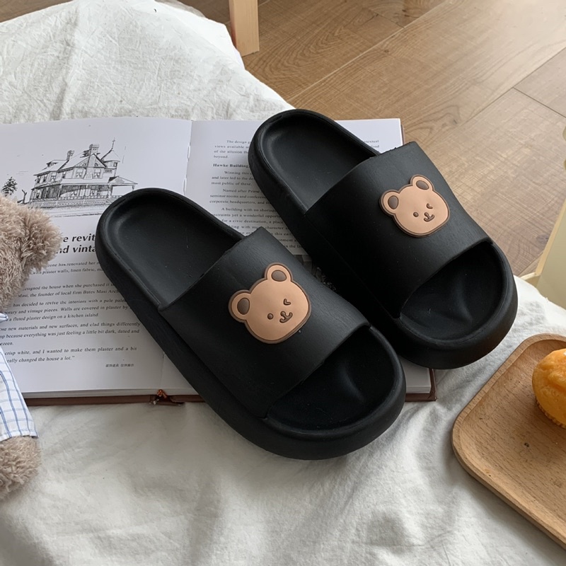 Dép bánh mì hình gấu, dép quai ngang đế răng cưa siêu êm chống trượt D145