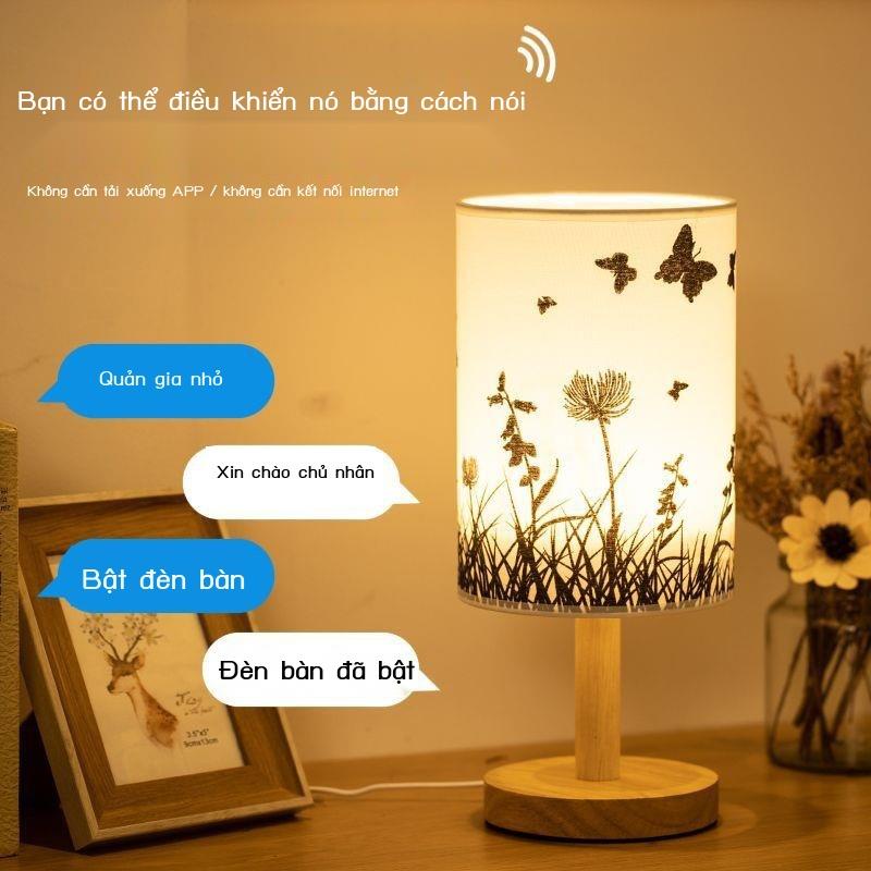 Bắc Âu Gỗ Chắc Chắn Đơn Giản Hiện Đại Ấm Áp Đèn Bàn Nhỏ Phòng Ngủ Đèn Ngủ Cho Ăn Bầu Không Khí Đèn Chiếu Sá