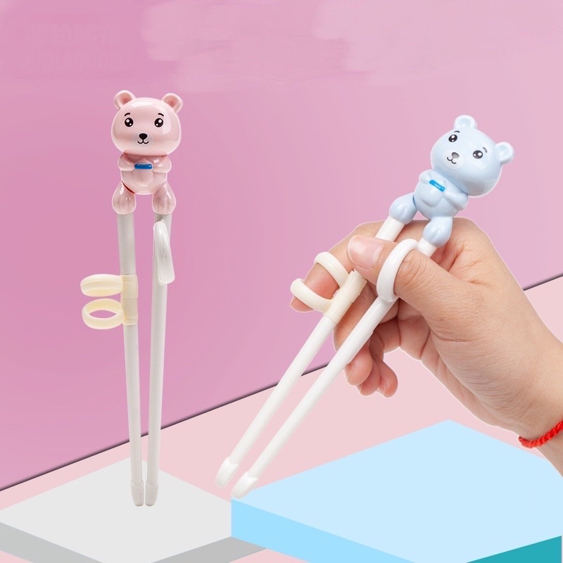 Đũa xỏ ngón gấu kèm hộp
