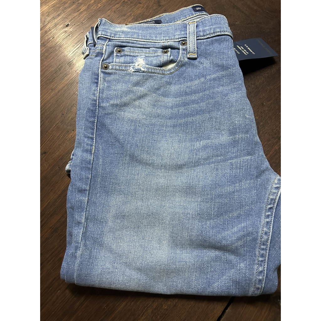 Quần jean nam Hollister Epic Flex Classic Straight