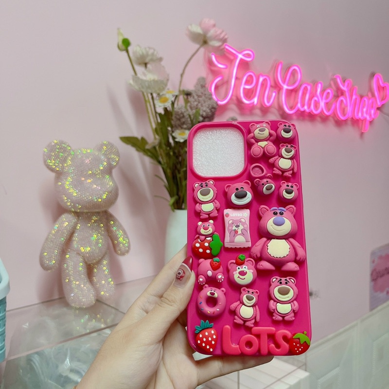 Ốp lưng ip chất bóng màu hồng neon kèm full hoạ tiết gấu dâu lotso full ốp dành cho ip - TENCASESHOP