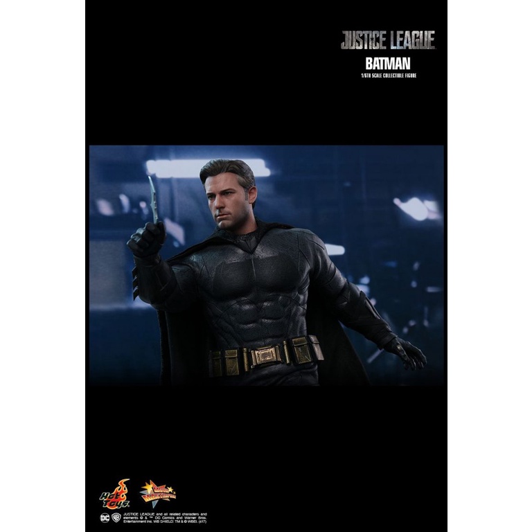 Mô hình DC 1/6 Hot Toys Batman (Justice League)