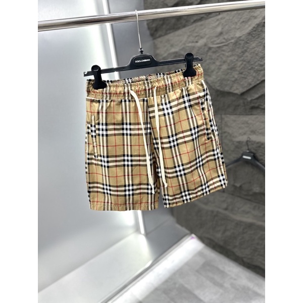 Quần đùi nam kẻ BBR