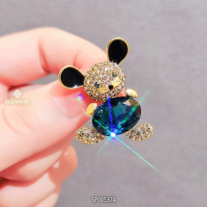Ghim cài áo nam nữ Eleanor Accessories hình chú chuột đính đá xanh phụ kiện trang sức trẻ trung 5374