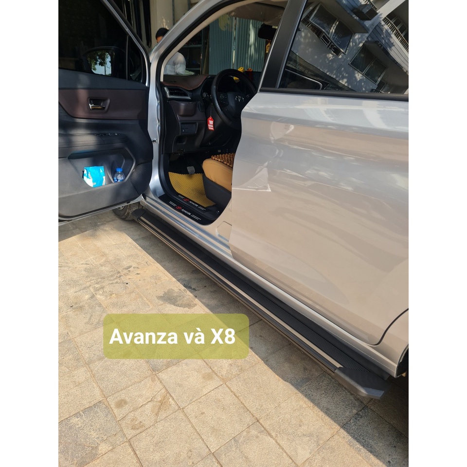 Bậc lên xuống, bệ bước chân xe Toyota Avanza, khắc logo, số điện thoại mặt bậc miễn phí