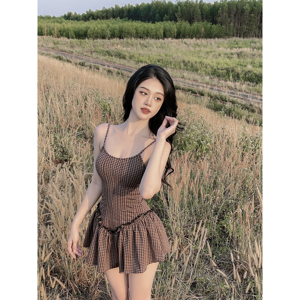 Đầm 2S Cúp Xoè Cuốn Biên 3397