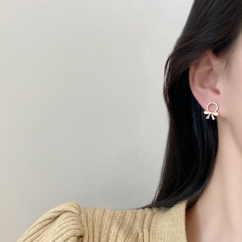 Hoa tai nữ đính đá phong cách Hàn Quốc Her Accessories Bông tai chân bạc 925 an toàn H174