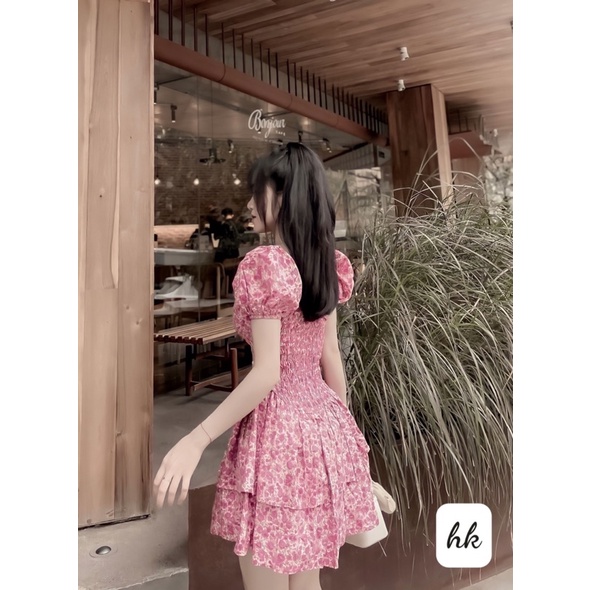 Đầm thô hoa chân tầng tiểu thư dạo phố