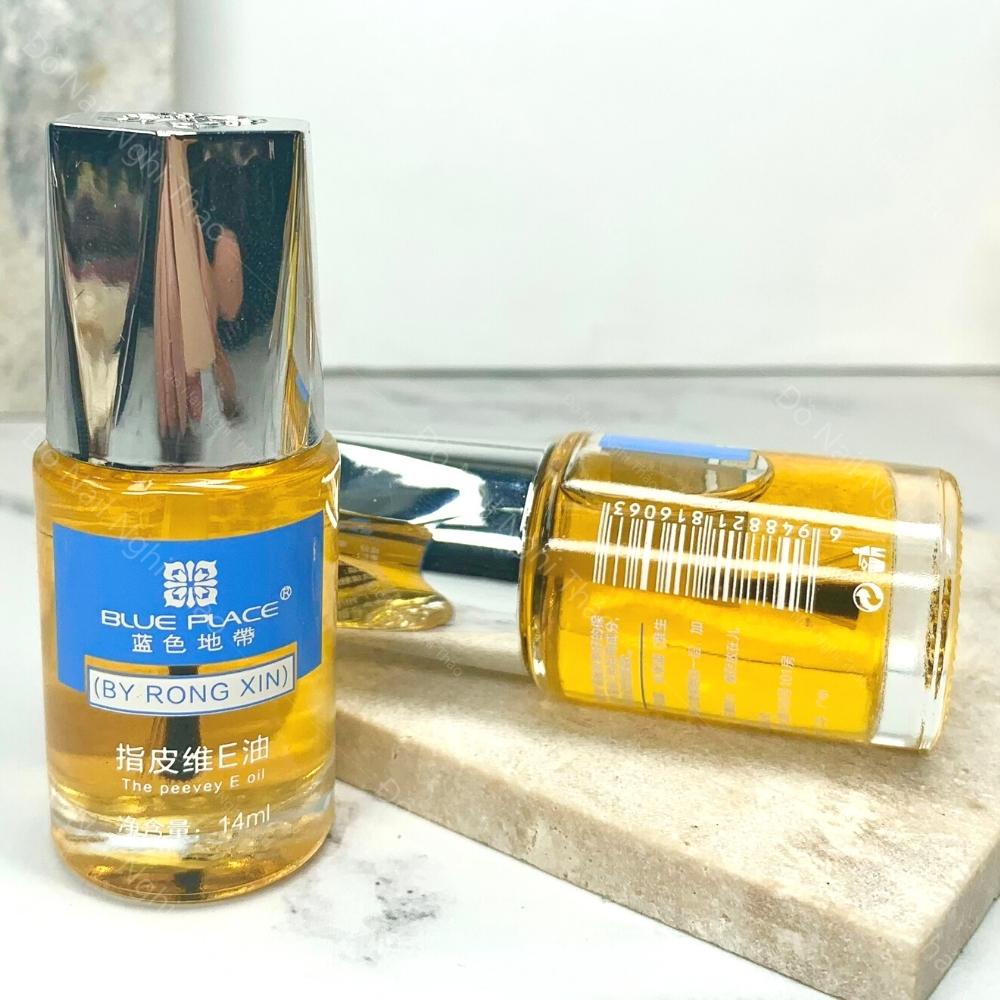 Nước tháo móng úp Blue Place 14ml