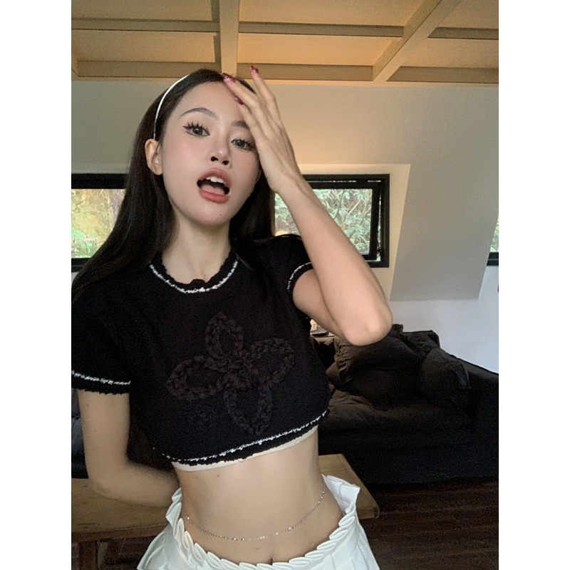 「MOTEL7」Hot Girl ~ Áo Thun Dệt Kim Ngắn Tay Ôm Dáng Thoải Mái Mặc Trong Nhà