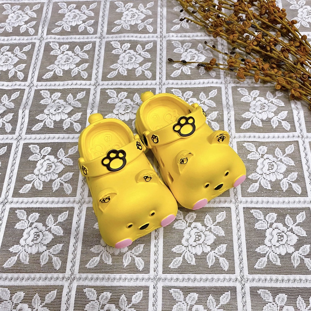 Dép sục, dép bít mũi hình gấu siêu dễ thương cho bé màu sắc mùa hè năng động - TT493