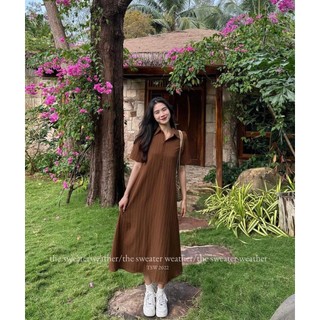 Váy maxi thô gân xoè cổ bẻ tay bồng kèm lót basic