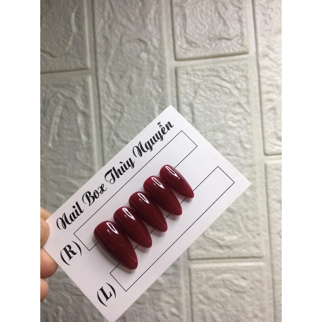 Nailbox móng úp thiết kế đỏ kem keo dũa nail